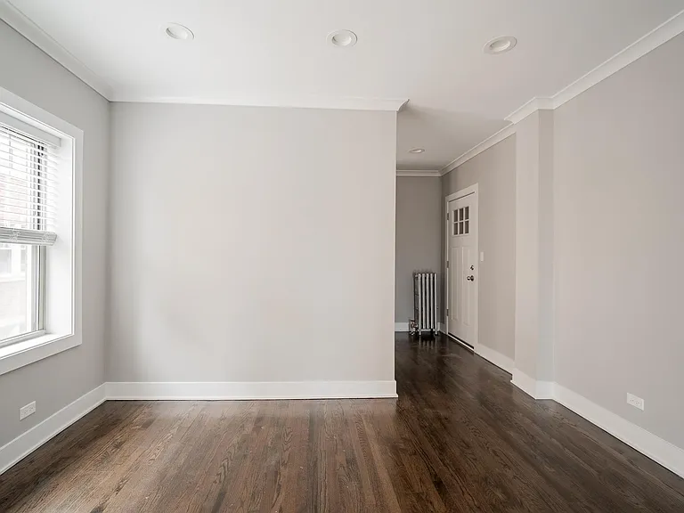 5111-21 W. Montrose Ave — Photo 16