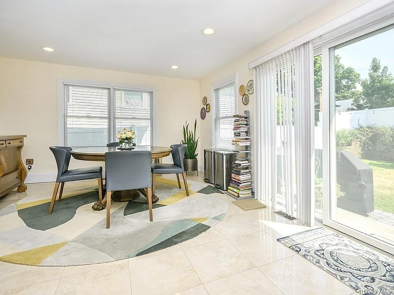 24 Sintsink Dr W — Photo 14