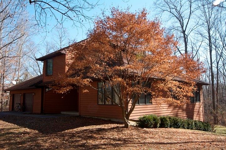 1st image of 24 Lake Shore Ct