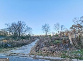 2611 Village Green Ln, Macon, GA