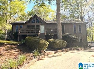 6871 Sunny Dell Dr, Bessemer, AL 35023