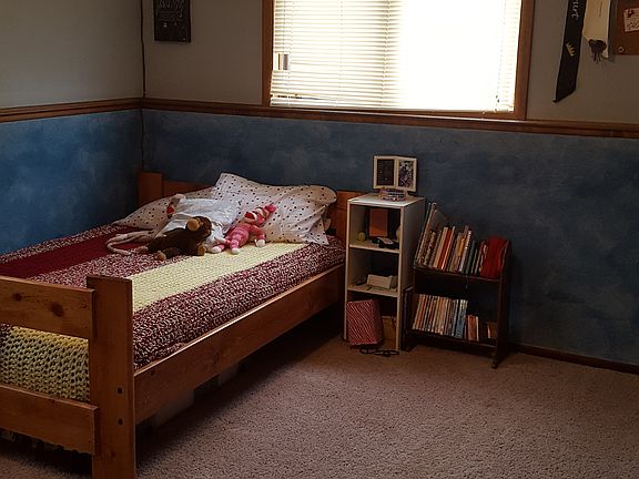 4th image of 1801 Circle Dr