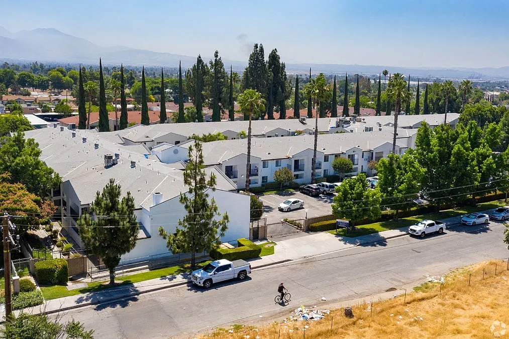 Parkside Senior Apartments — Photo 2