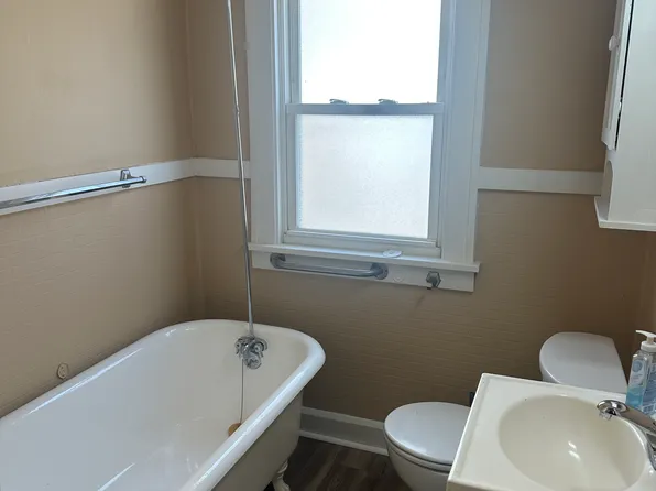 5483 Grasmere Ave, Maple Hts, OH 44137