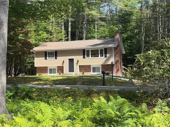 5 Robin Acres Drive, Wolfeboro, NH 03894