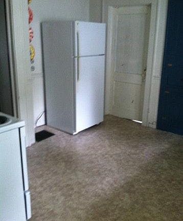 2nd image of 225 N Meeks Ave