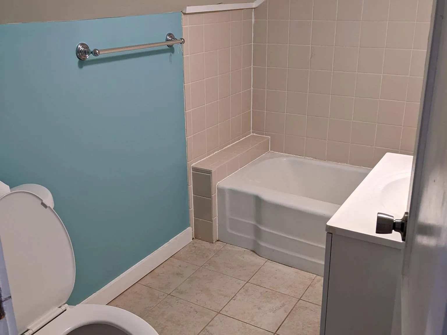 202 White Horse Ave — Photo 4
