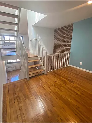 Rented by MOTION New York | media 8