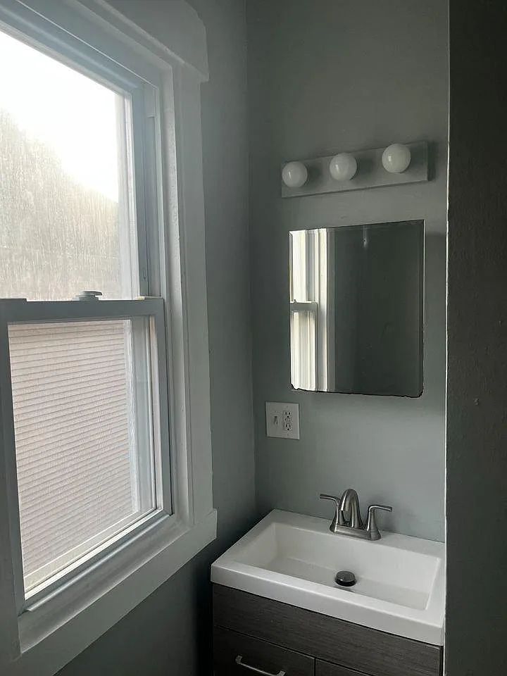 Building Photo - 233 Columbus Ave #2