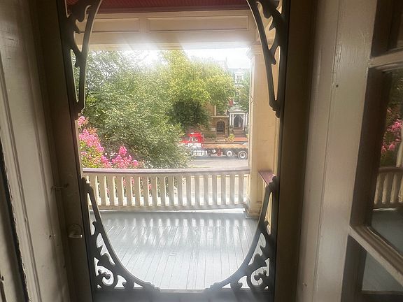 3rd image of 102 S Arthur Ashe Blvd APT 4