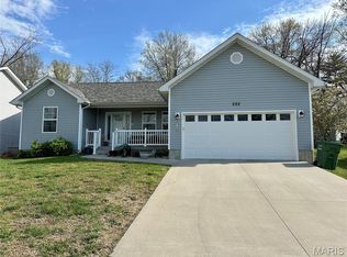 302 Mossman Ln, Rolla, MO 65401