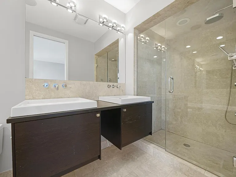 1541 N Bosworth Ave #3 — Photo 19