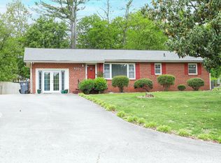 4105 Sullivan Rd, Knoxville, TN 37921