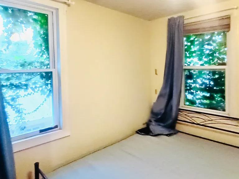 67 Gore St #1R — Photo 9