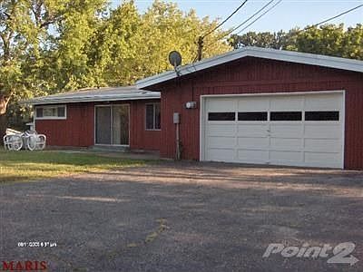 2nd image of 27 Graeser Acres