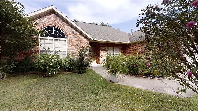 1st image of 1405 N Latisha Ln