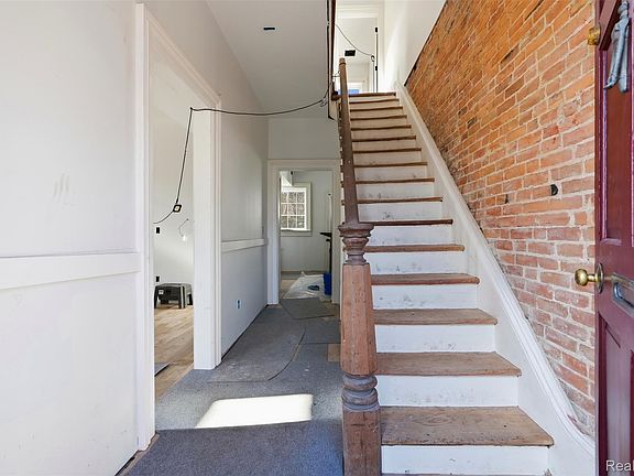 5th image of 1356 Labrosse St