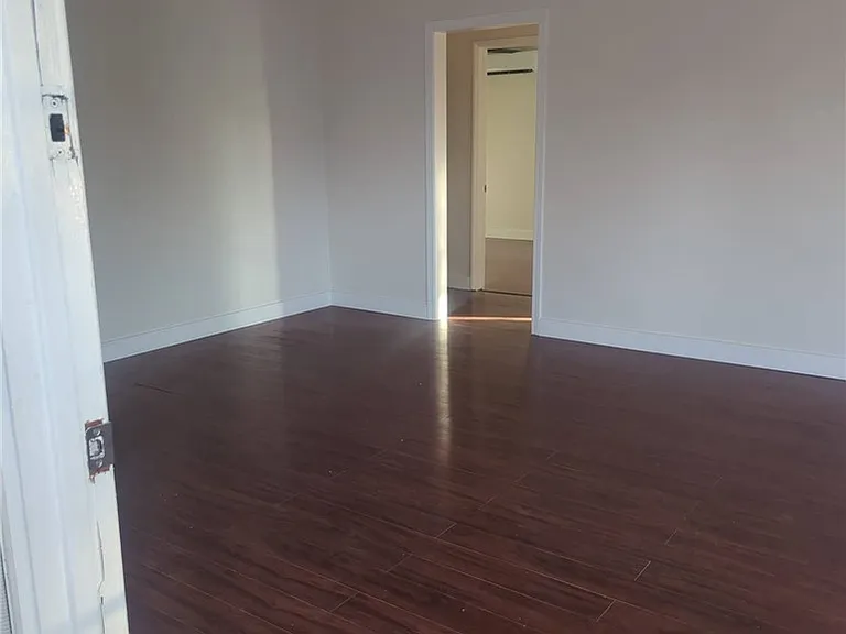 4132 Lynd Ave — Photo 9