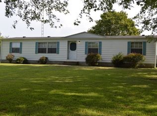 1457 Old Springfield Rd, Woodburn, KY 42170