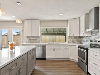 2806 Lindbergh Dr, Dallas, TX, 75228
