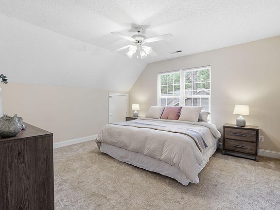 4th image of 8 Cilantro Ct