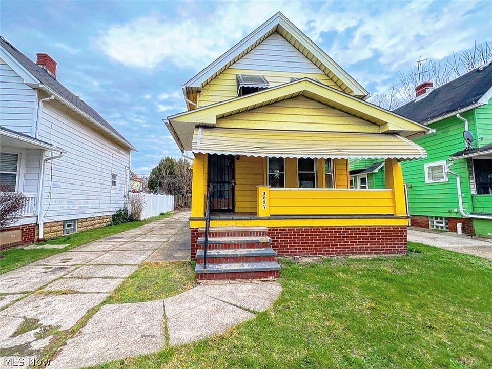 1st image of 3637 E 104th St