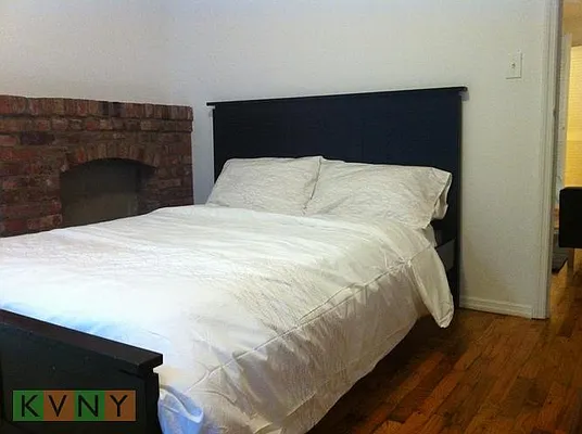 Rented by KVNY Soho | media 18