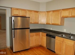 331 S Lucas St APT B, Iowa City, IA 52240