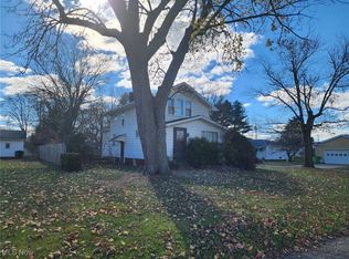 522 Howe St, Dover, OH 44622