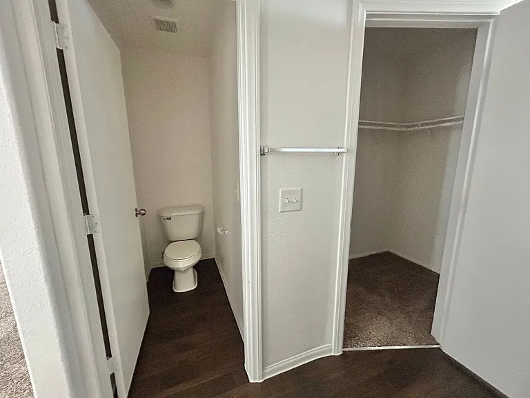 4908 Blue Marlin Ave — Photo 25