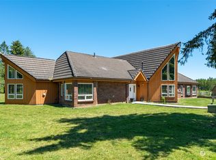 876 Logan Hill Rd, Chehalis, WA 98532