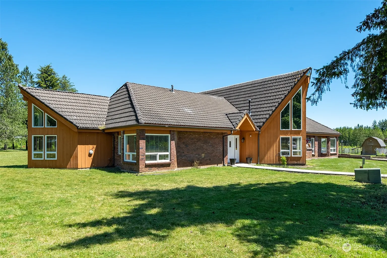 876 Logan Hill Road photo 1