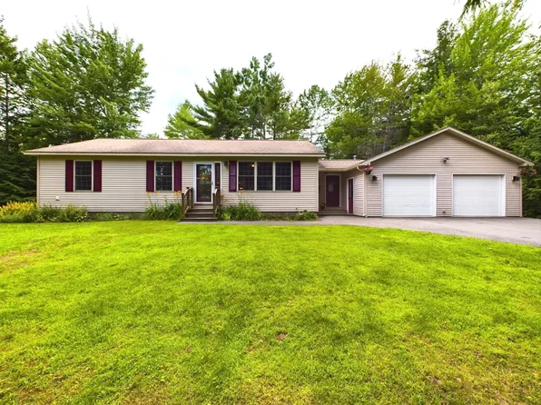 135 Ten Road, Bradley, ME 04411