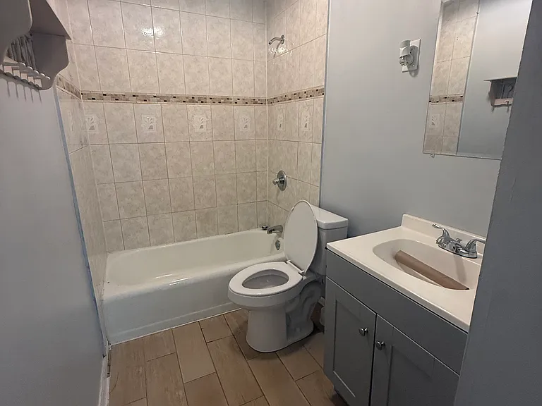 1804 Roselynn St #1 — Photo 14
