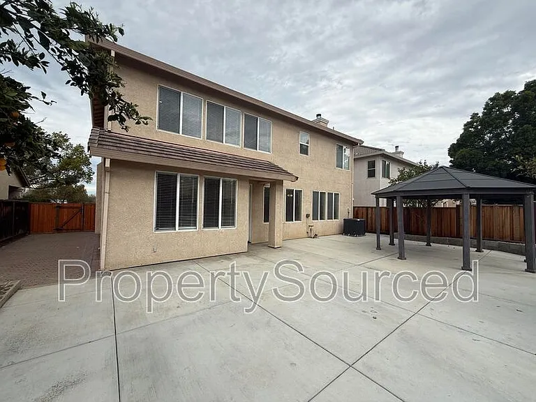 1830 Persimmon Way — Photo 51