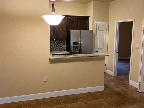 3rd image of 12446 Starcrest Dr