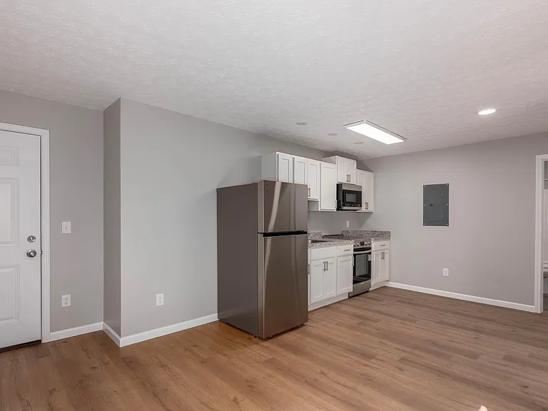 University Commons Apartments — Photo 16