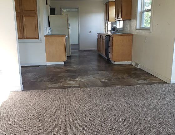 3rd image of 124 W 11th Ave