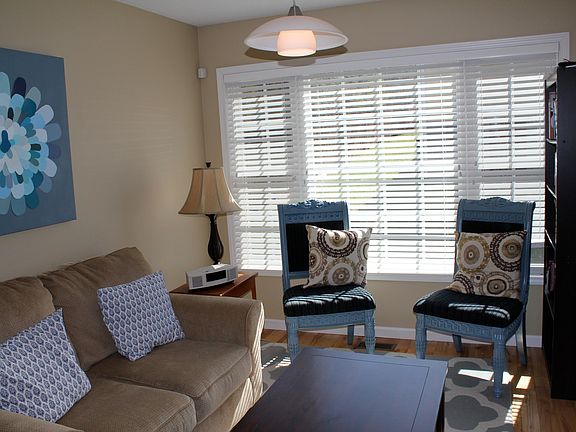 Breakfast Nook/ Sitting Room