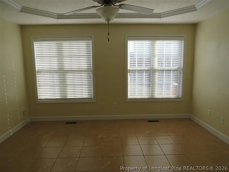 270 Hayden Ln — Photo 10