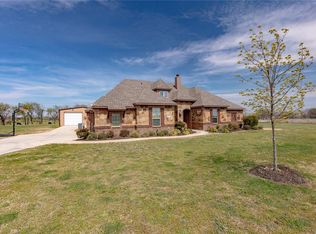 137 Lajitas Dr, Decatur, TX 76234