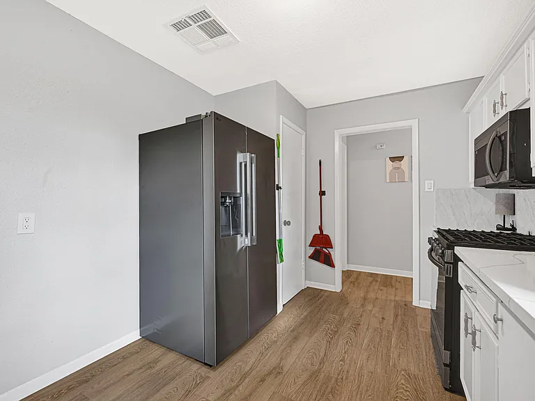 Dipping Ln — Photo 9