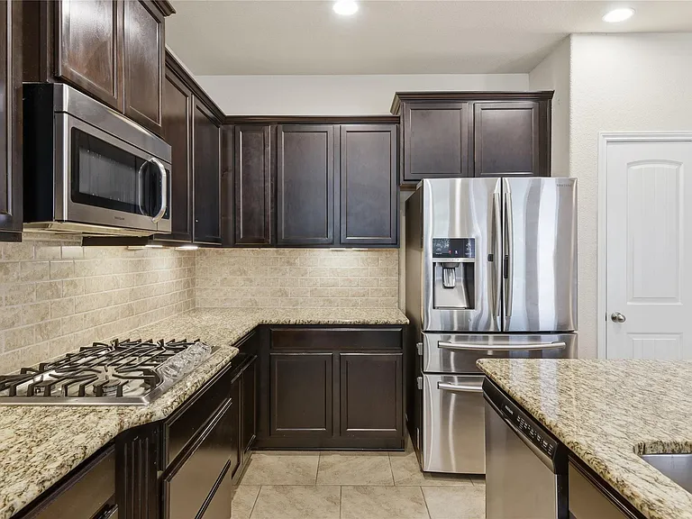 23207 Verita Ct — Photo 11