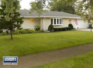 1604 W Acres Rd, Joliet, IL 60435