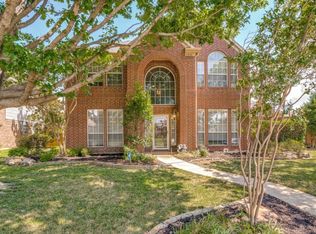 7410 Colfax Dr, Rowlett, TX 75089
