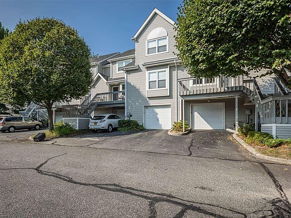 2nd image of 251 Windward Dr #251