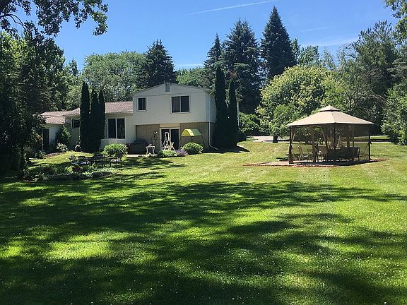 3rd image of 6748 W Nashway Dr