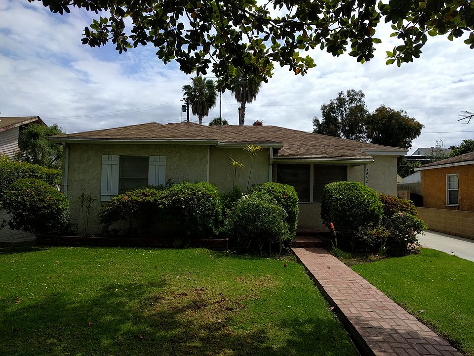 1st image of 3942 Redwood Ave