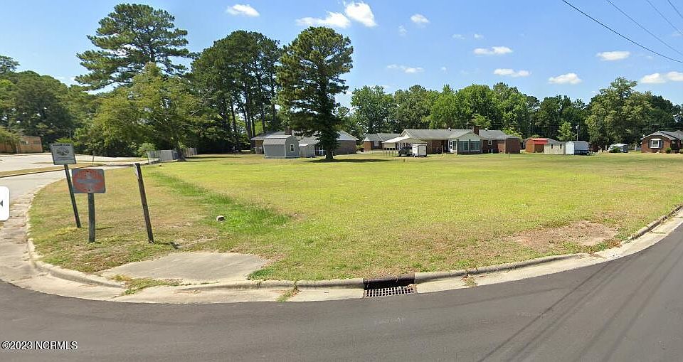 1st image of 410 N Secrest Street
