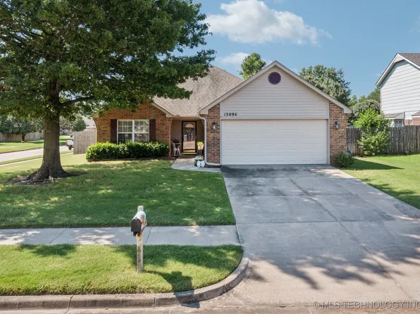 13094 E 129th St N, Collinsville, OK 74021